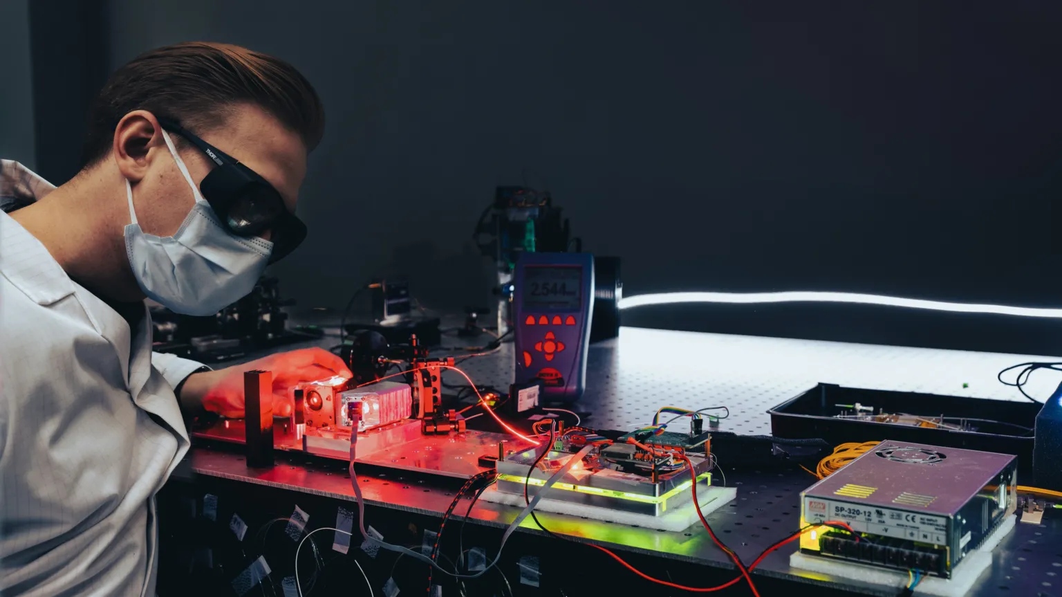 Lietuvių kosmoso technologijų startuolis kuria „duomenų greitkelį“ tarp Žemės ir palydovų